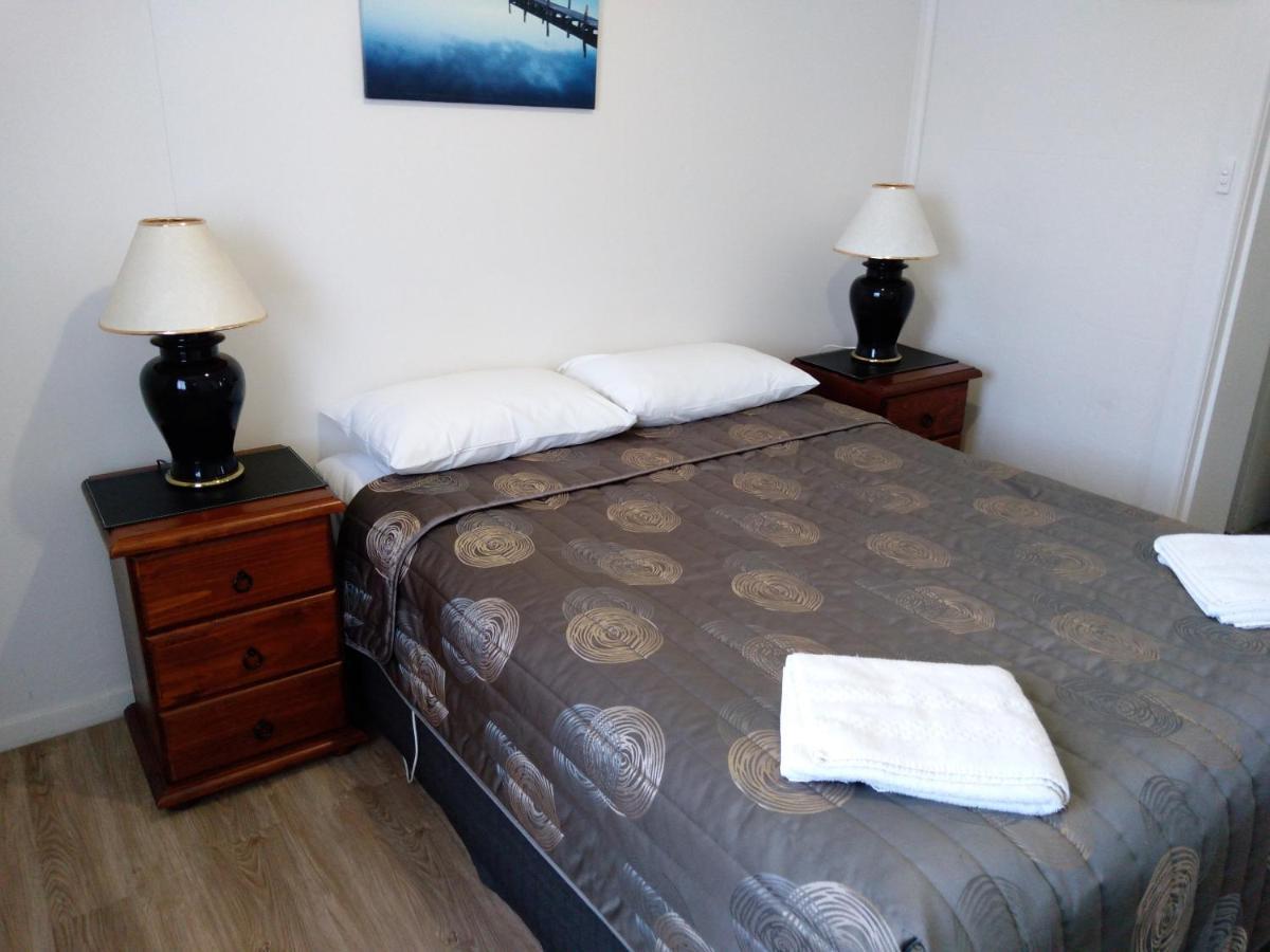 Millicent Motel Bagian luar foto