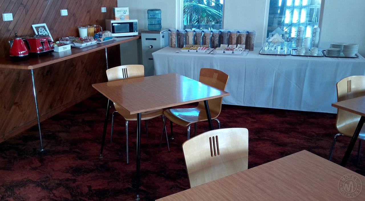 Millicent Motel Bagian luar foto